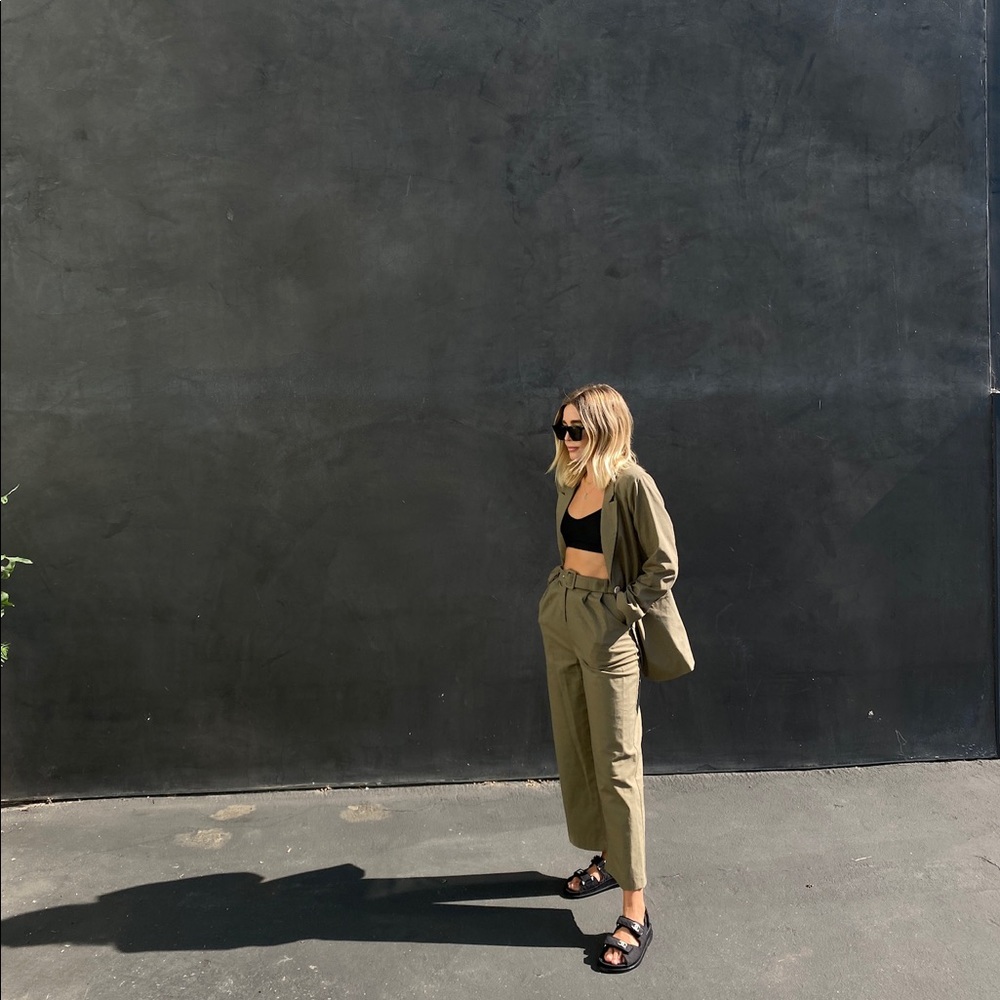 KLARRA | linen suit set
